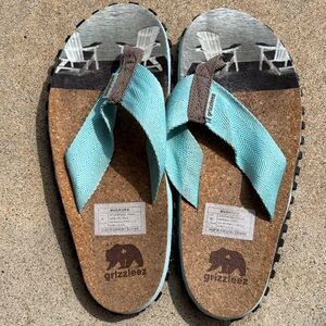 NWT Grizzleez Muskoka sandals